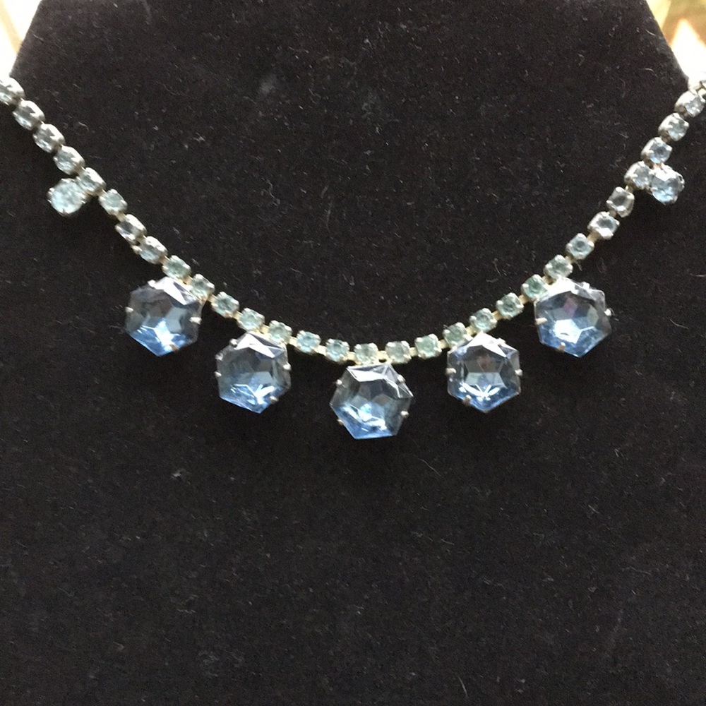 VINTAGE 1950”s Sapphire Blue Crystal Necklace